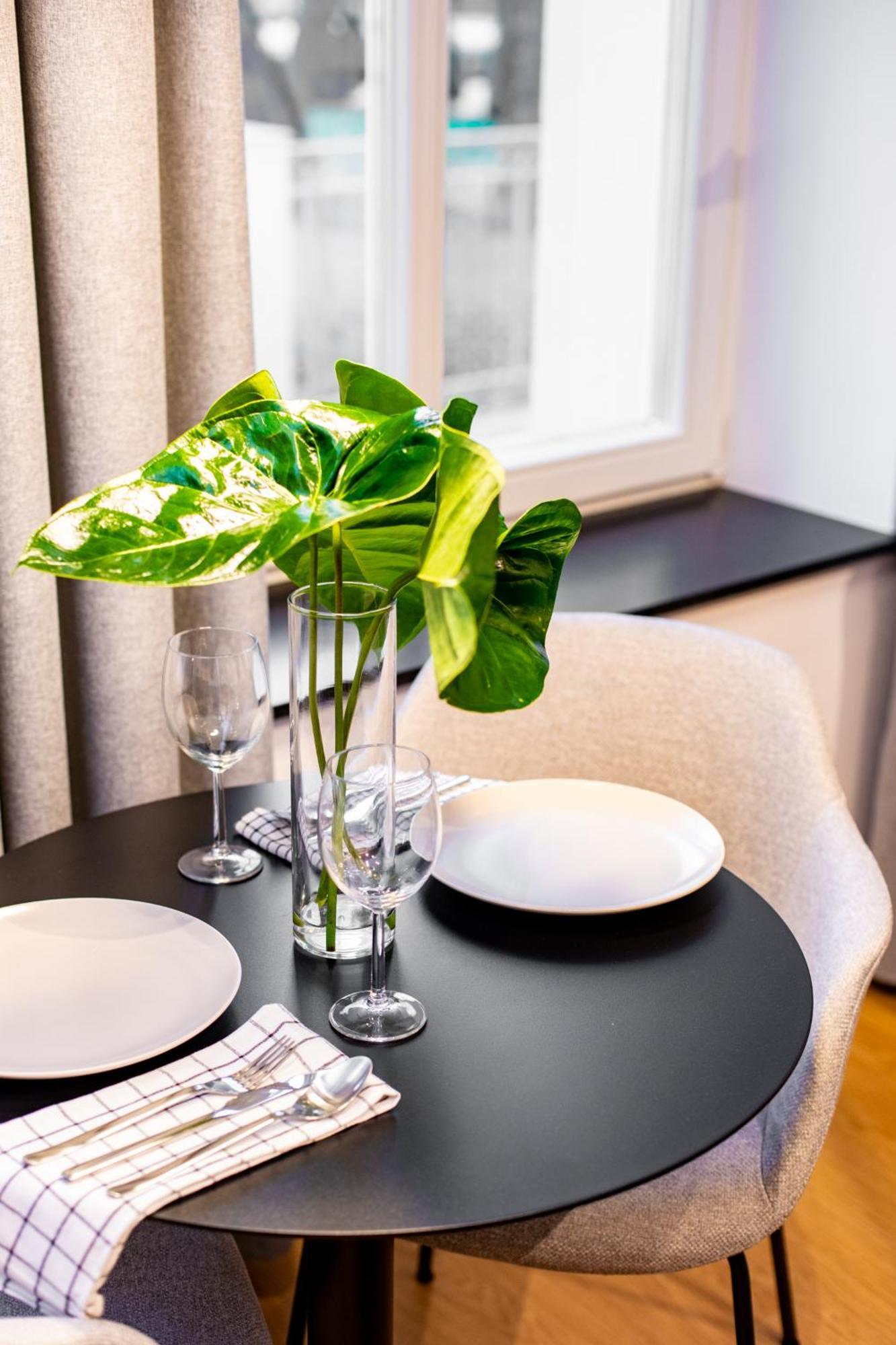 Apartament Zielona 5 - Centrum Poznan Ngoại thất bức ảnh